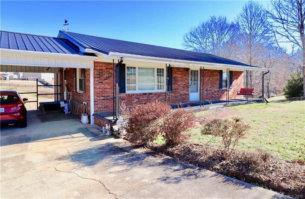 133 Azalea Road Mooresville, NC 28115 - Photo 2 of 25 Gallery Image 2