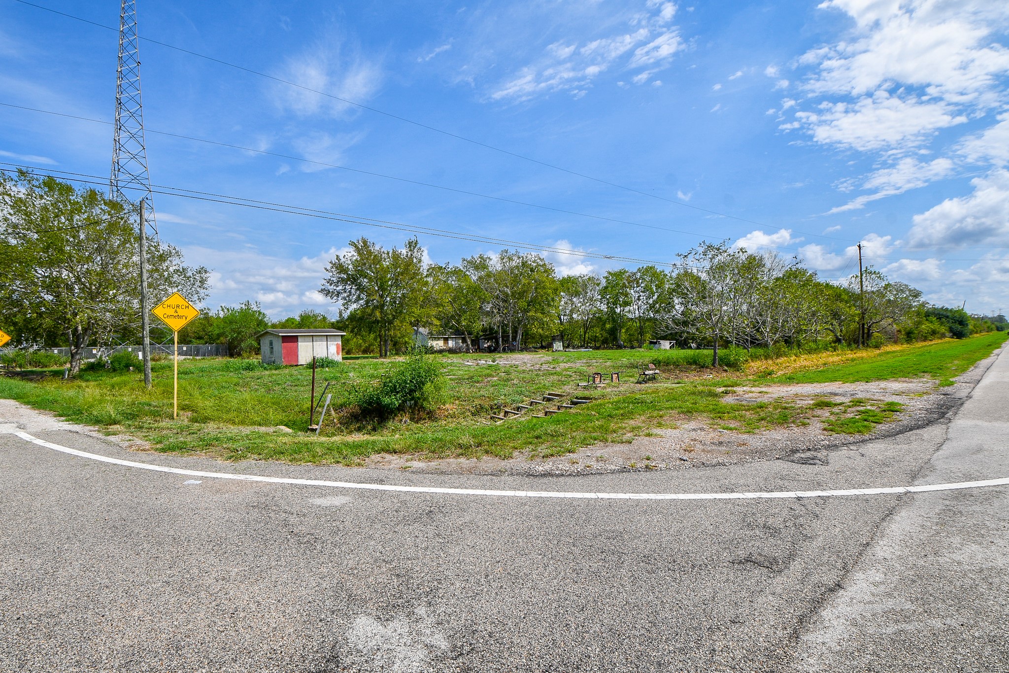 11601 FM 2759 Road Richmond, TX 77469 - Photo 24 of 25 a view of a house with a big yard