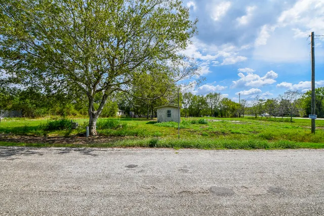 $275,000 | 11601 FM 2759 Road, Richmond, TX 77469