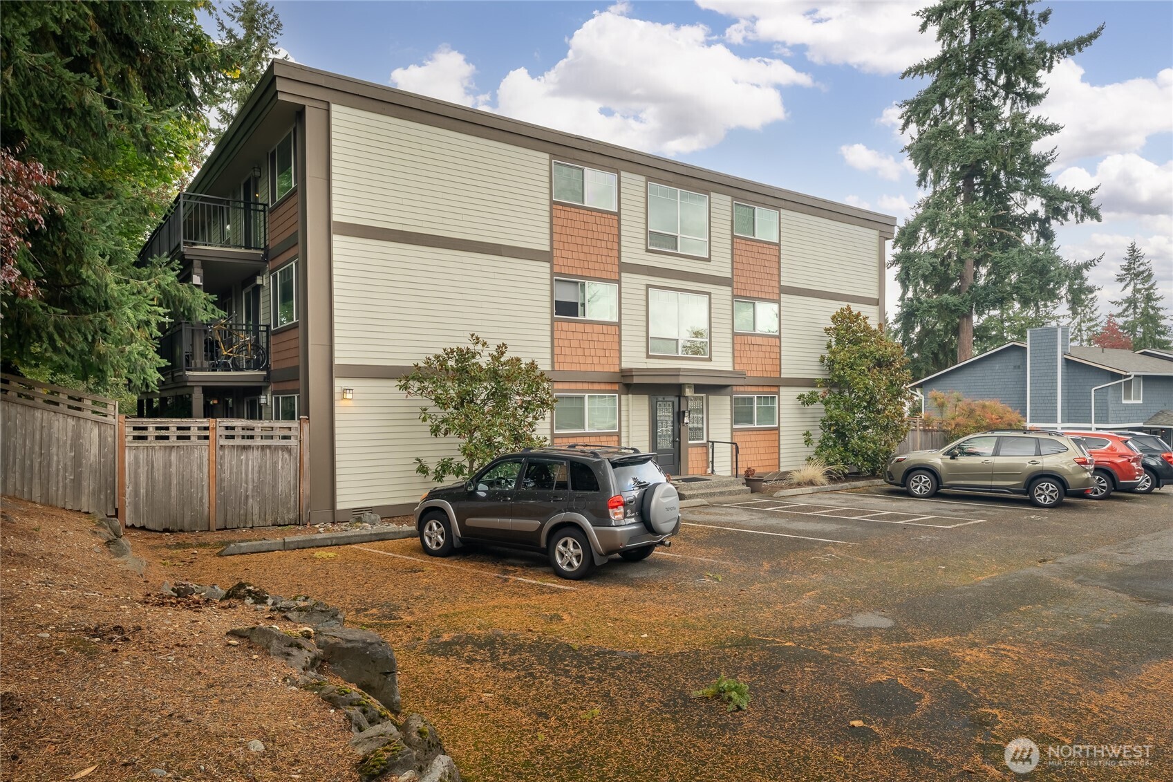 7505 212th Street Southwest, Unit C301 Edmonds, WA 98026 - Photo 37 of 40 Gallery Image 37