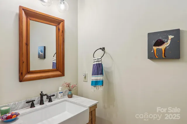 $1,850,000 | 658 Continental Drive, Sapphire, NC 28774