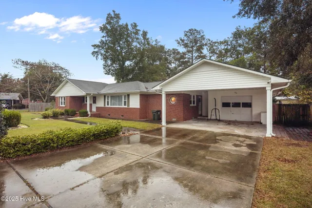 $226,320 | 417 Ipock Street, Vanceboro, NC 28586