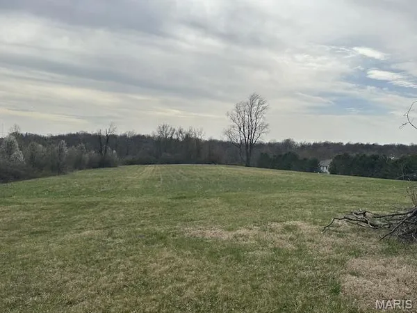$199,900 | 12600 Missouri Bottom Road, Hazelwood, MO 63042