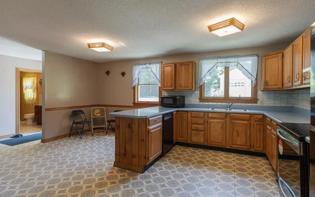 $605,000 | 337 Old Keene Road, Walpole, NH 03608