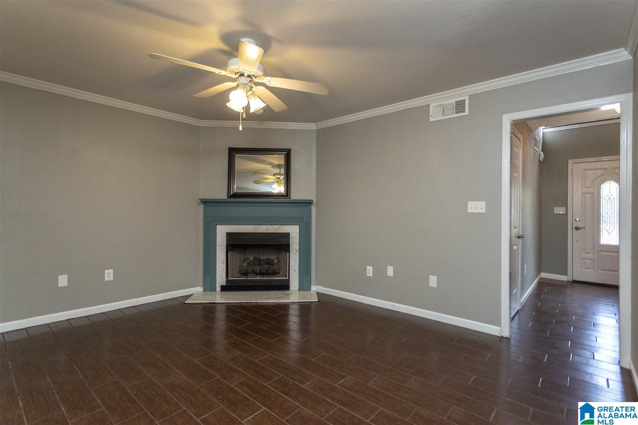 223 Meriweather Lane Calera, AL 35040 - Photo 3 of 38