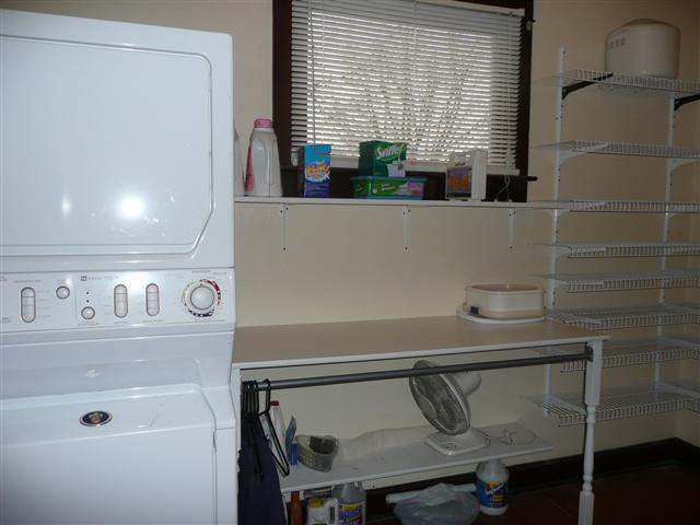 2959 West Red Oak Road Freeport, IL 61032 - Photo 8 of 9 a view of a room with washer and dryer
