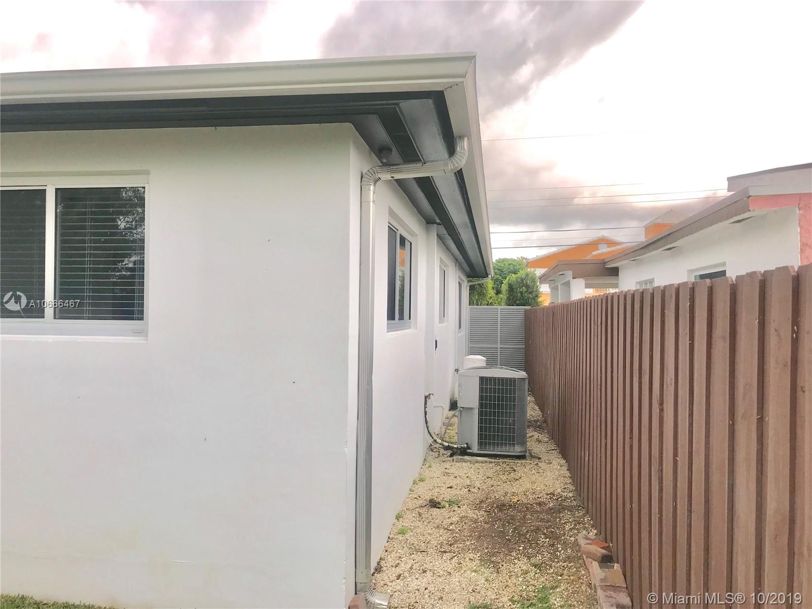 6436 Southwest 34th Street Miami, FL 33155 - Photo 23 of 28 Gallery Image 23