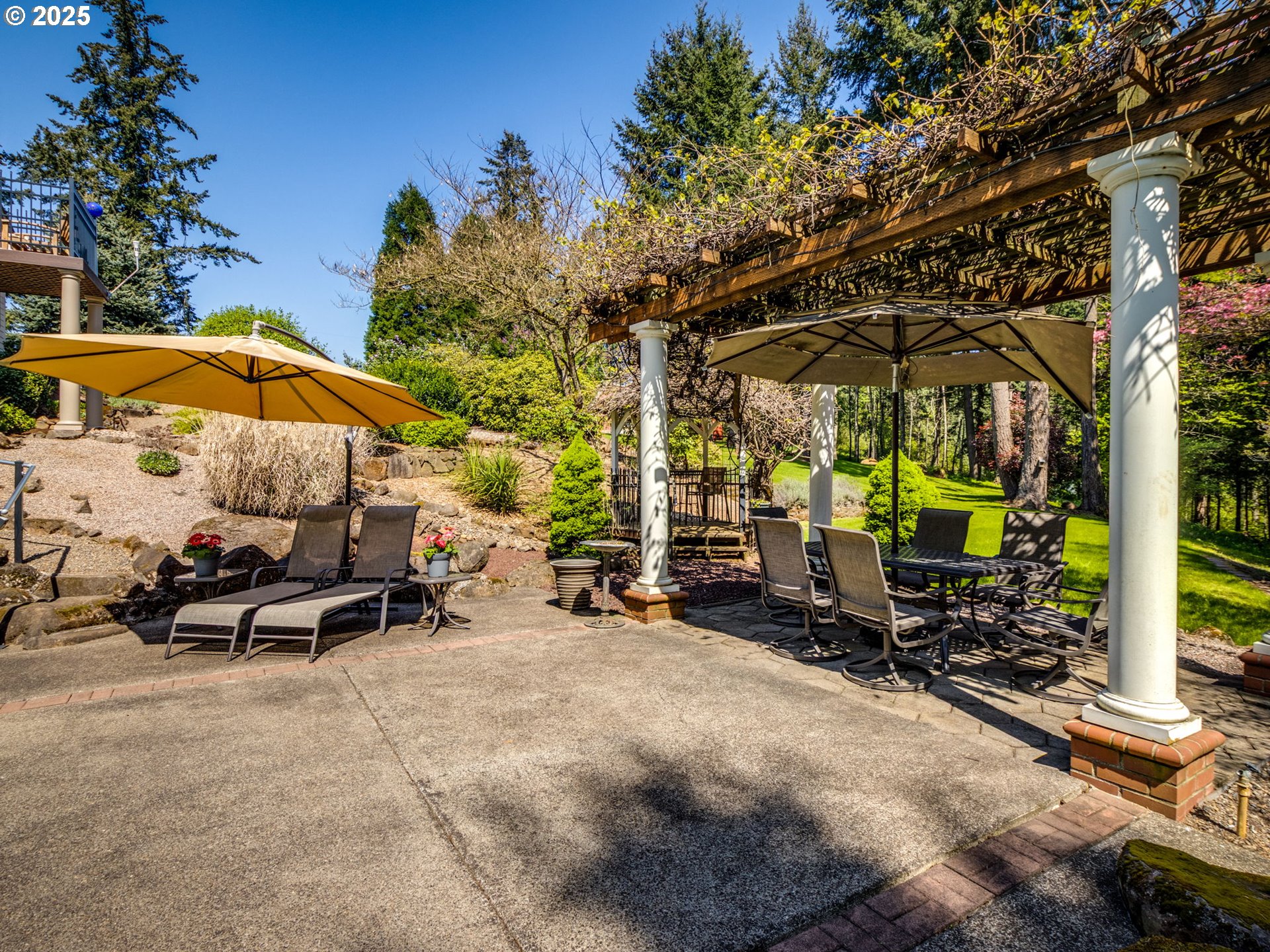 12720 South Carus Road Oregon City, OR 97045 - Photo 29 of 41 an outdoor space with patio