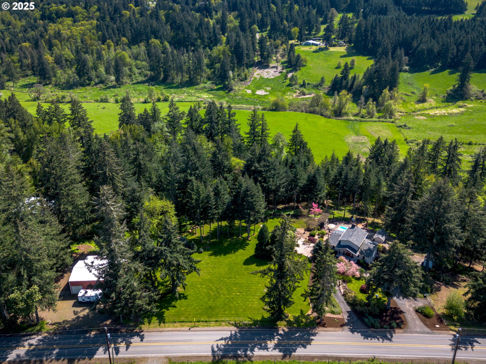 12720 South Carus Road Oregon City, OR 97045 - Photo 39 of 41 a view of a lake with houses