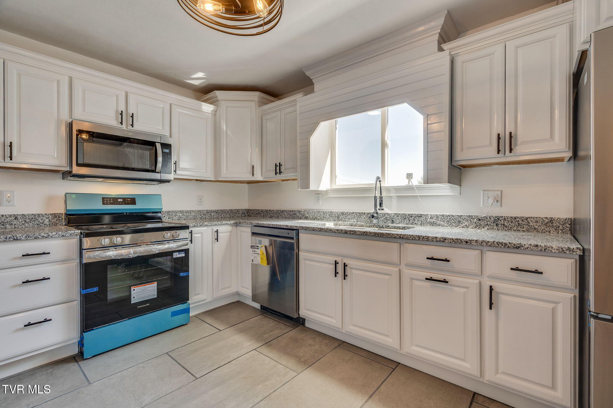 1405 Dover Road Morristown, TN 37813 - Photo 17 of 61 016