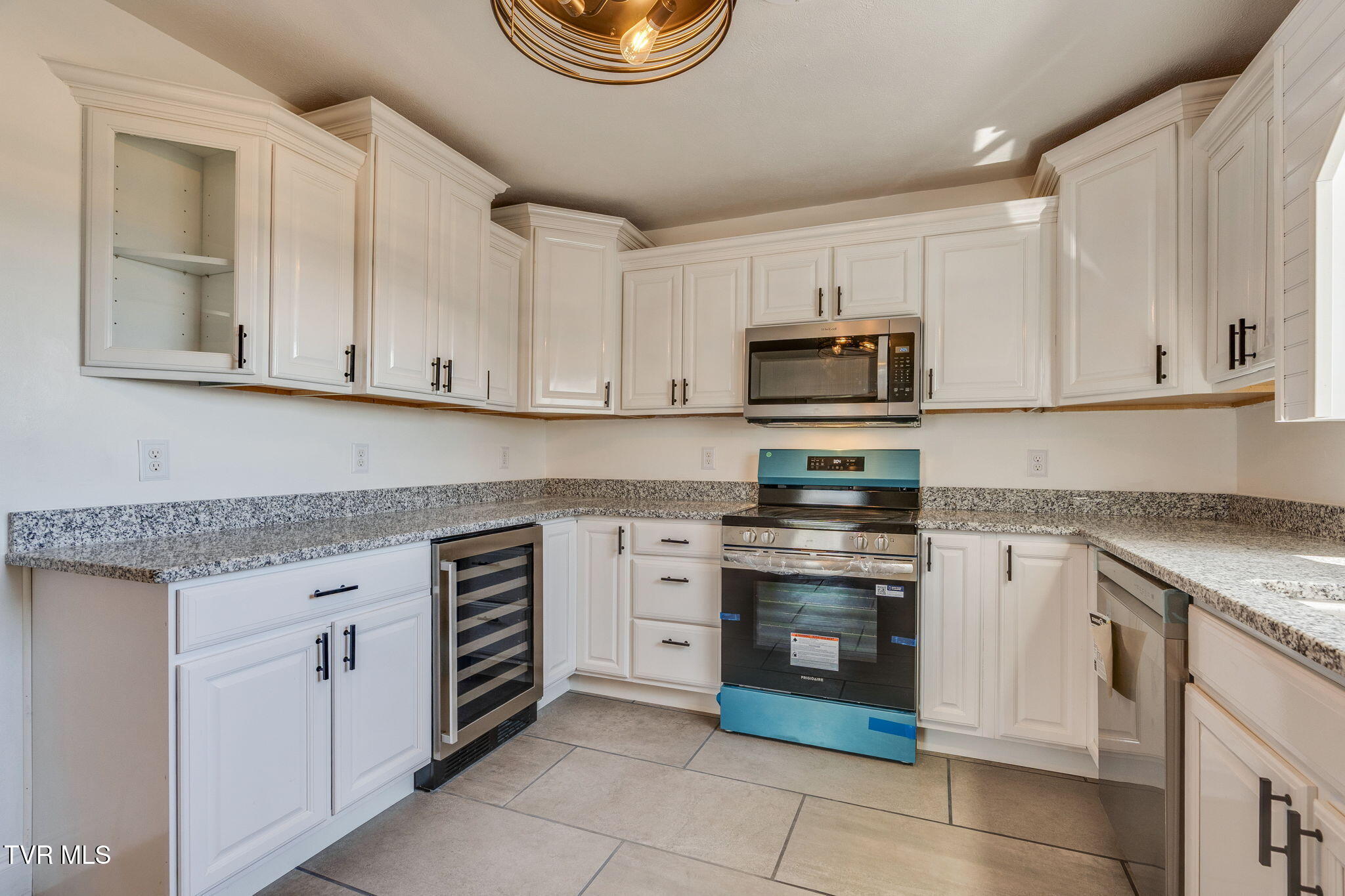 1405 Dover Road Morristown, TN 37813 - Photo 18 of 61 017