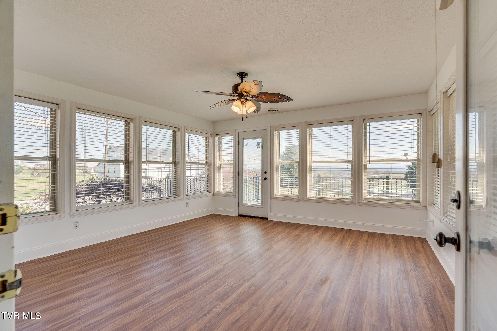 1405 Dover Road Morristown, TN 37813 - Photo 21 of 61 020