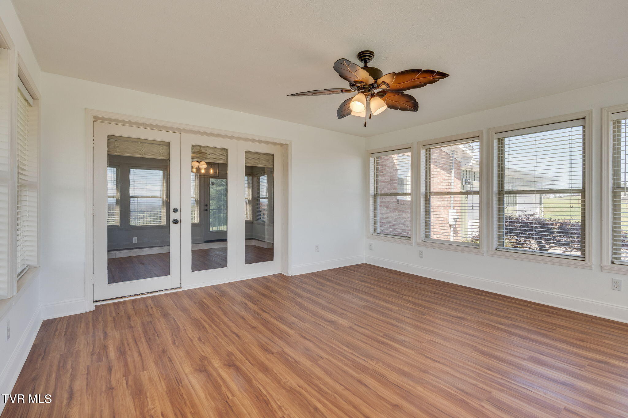 1405 Dover Road Morristown, TN 37813 - Photo 22 of 61 021