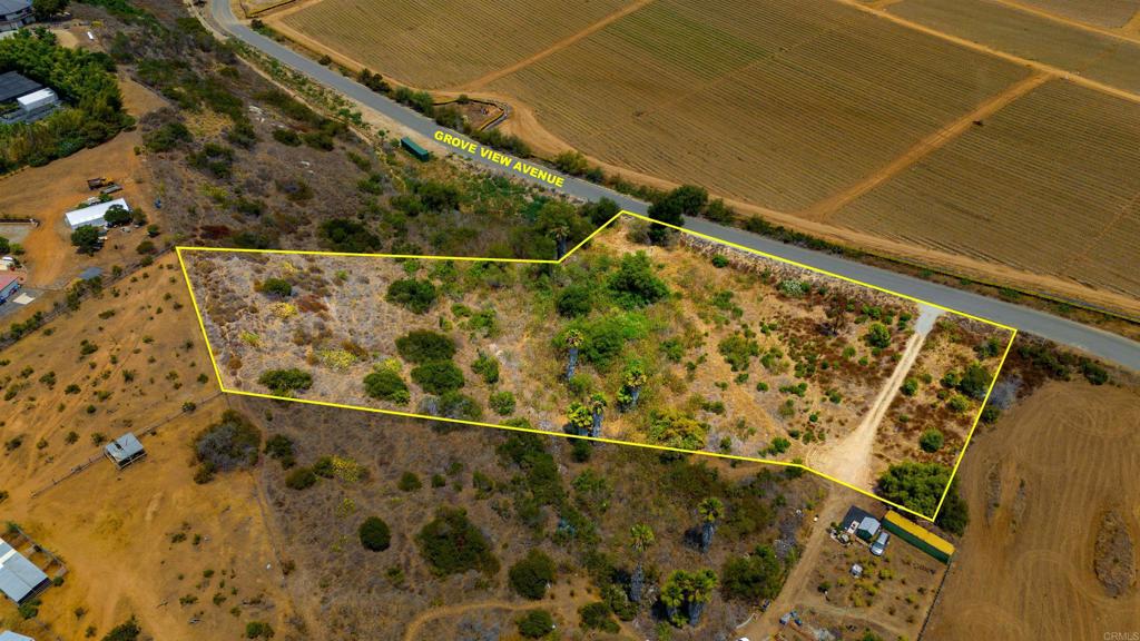 456 Grove View Road Oceanside, CA 92057 - Photo 5 of 12