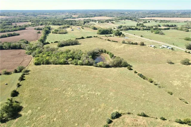 $364,000 | F Highway, Cowgill, MO 64637