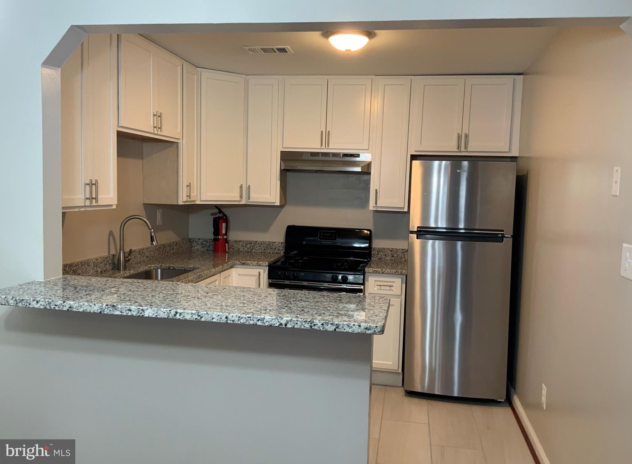 205 Bates Street Northwest Washington, DC 20001 - Photo 3 of 5