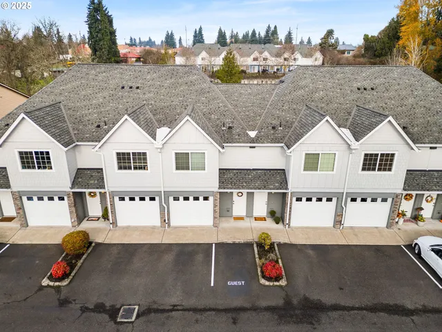 $325,000 | 7512 Northeast 34th Avenue, Unit 7C, Vancouver, WA 98665