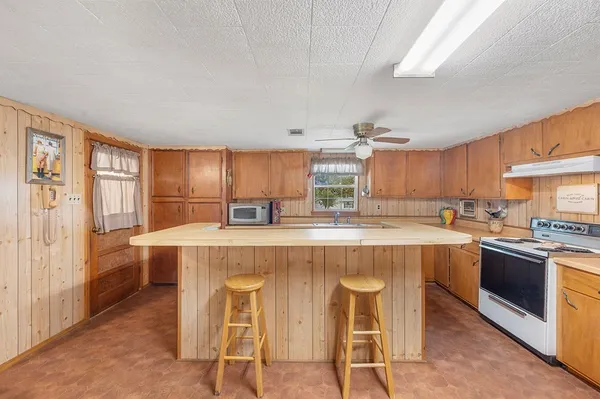 $194,900 | 388 Cr 4752 Broaddus Tx 75929, Broaddus, TX 75929