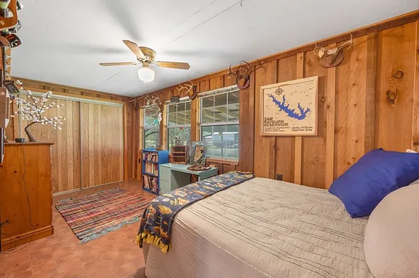 $194,900 | 388 Cr 4752 Broaddus Tx 75929, Broaddus, TX 75929