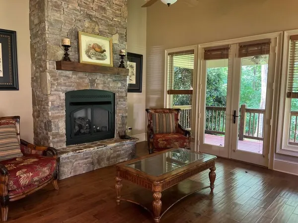 $1,600 | 366 Licklog Ridge, Hayesville, NC 28904