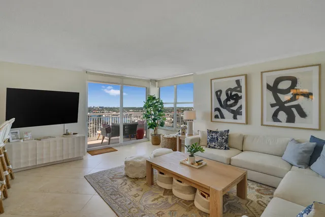 $3,300 | 1051 Hillsboro Mile, Unit 902E, Hillsboro Beach, FL 33062