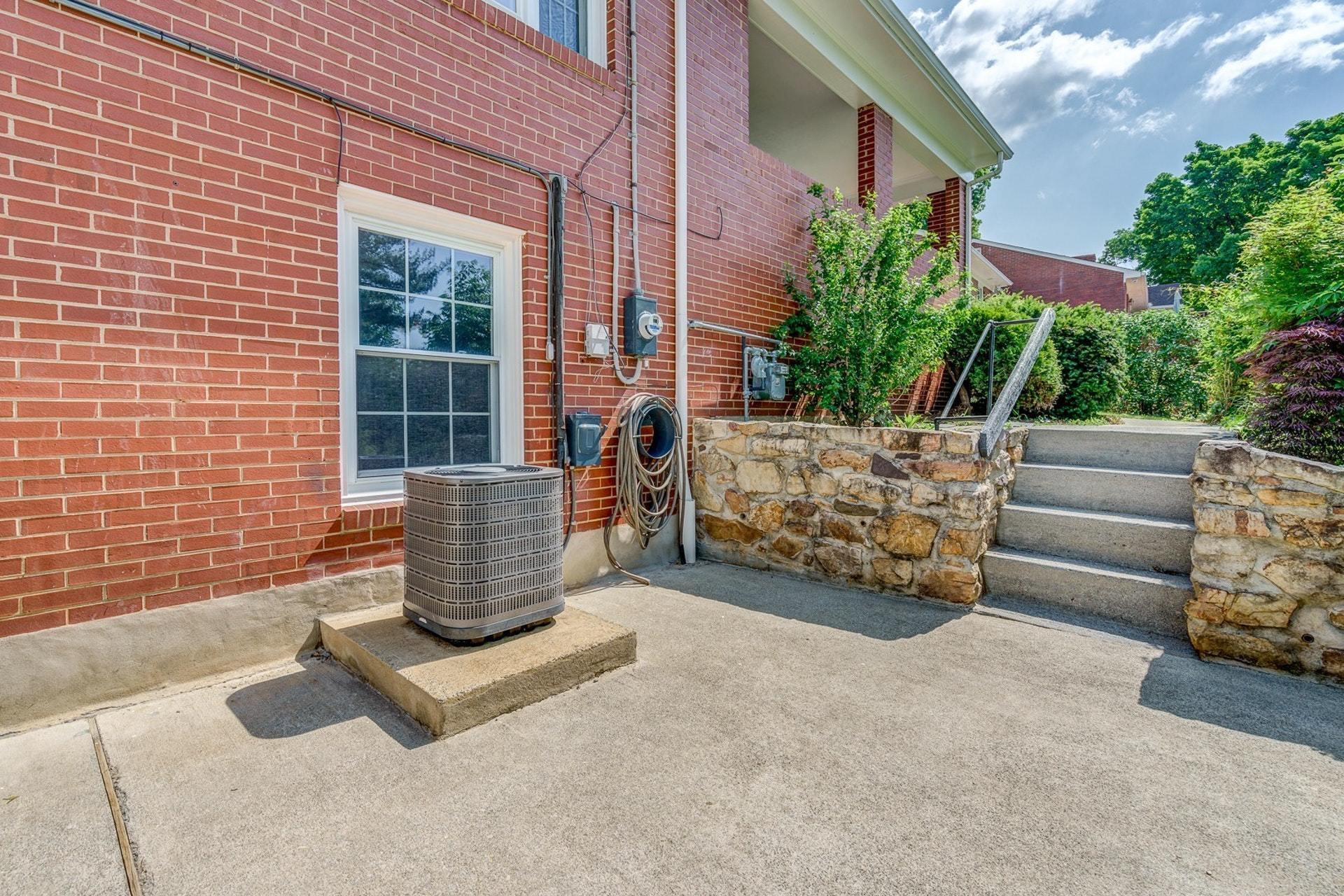 3844 Darlington Road Southwest Roanoke, VA 24018 - Photo 29 of 37 029-314168-3844 Darlington Road Southwes
