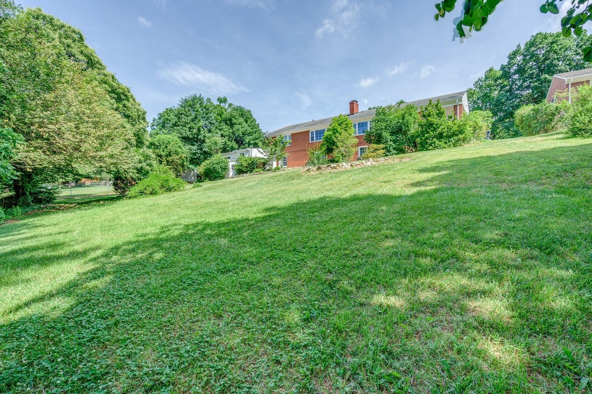 3844 Darlington Road Southwest Roanoke, VA 24018 - Photo 33 of 37 033-314168-3844 Darlington Road Southwes