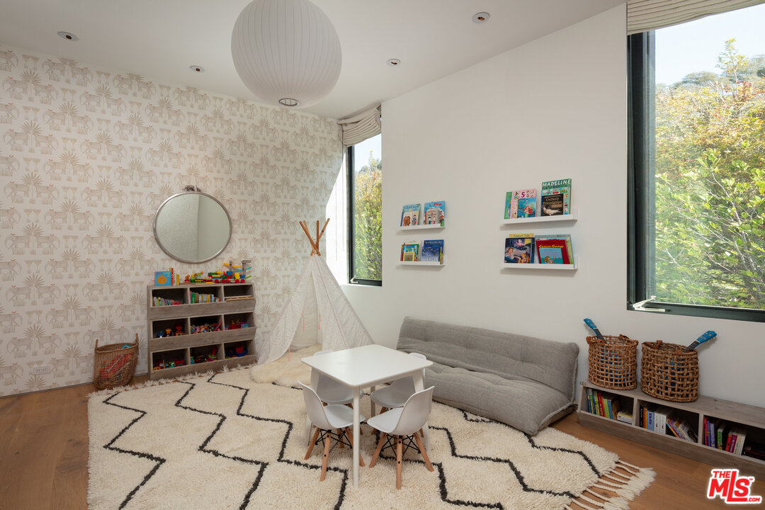 520 Leslie Lane Beverly Hills, CA 90210 - Photo 15 of 34