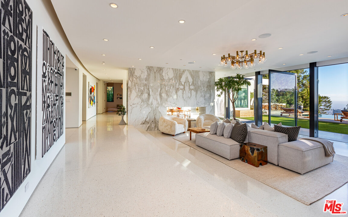 520 Leslie Lane Beverly Hills, CA 90210 - Photo 18 of 34