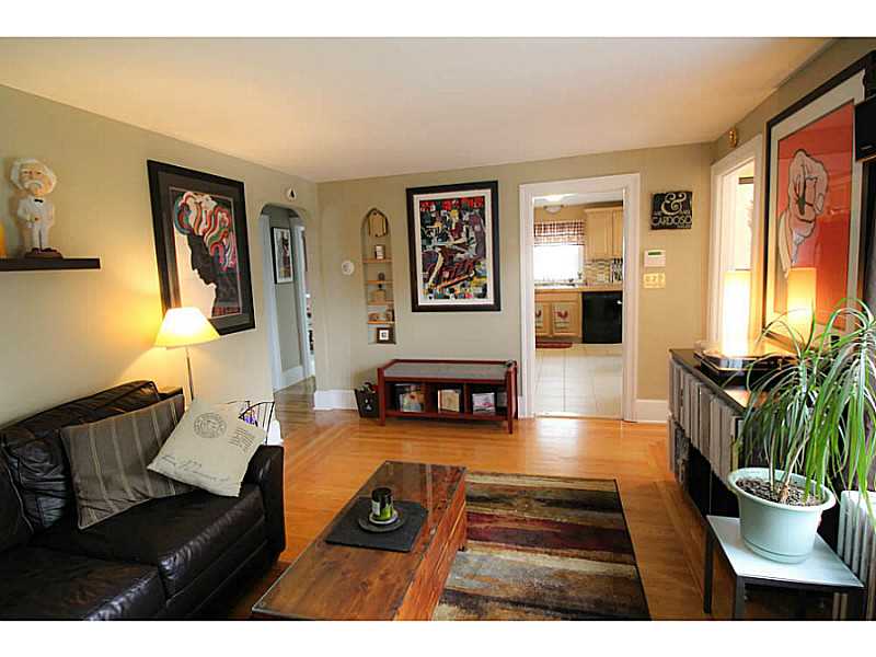 69 Clarner Street Pawtucket, RI 02861 - Photo 5 of 25 Living Room.