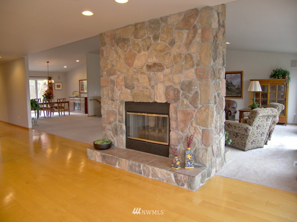 4620 Raptor Lane Bellingham, WA 98229 - Photo 5 of 23 Gallery Image 5