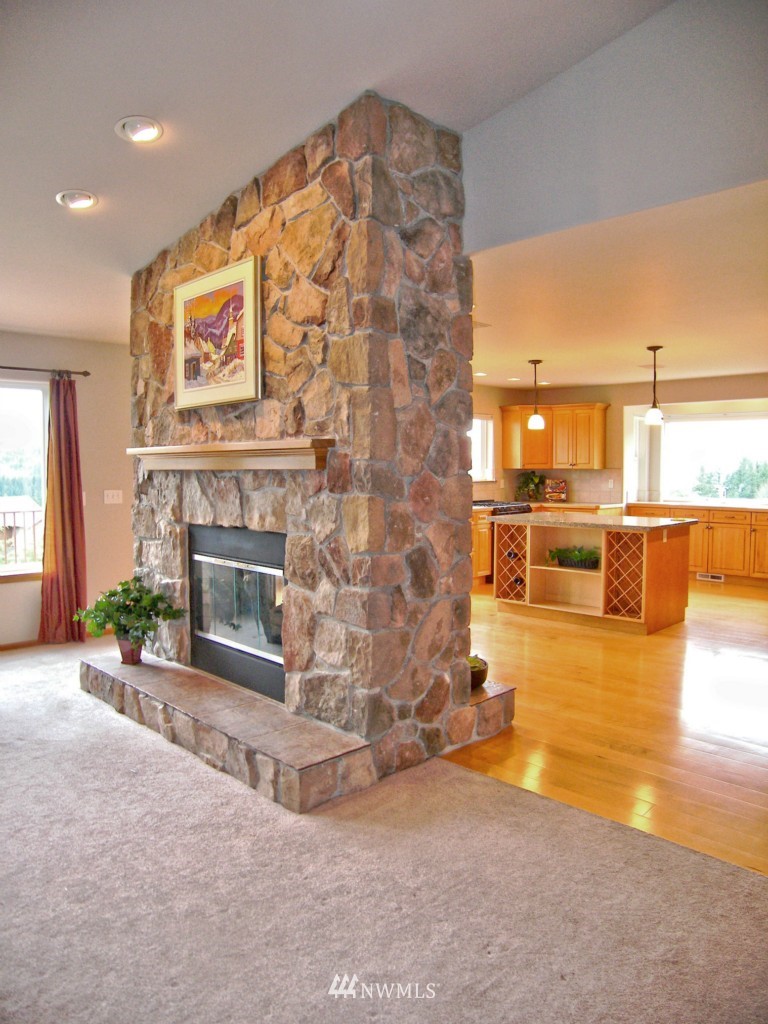 4620 Raptor Lane Bellingham, WA 98229 - Photo 8 of 23 Gallery Image 8
