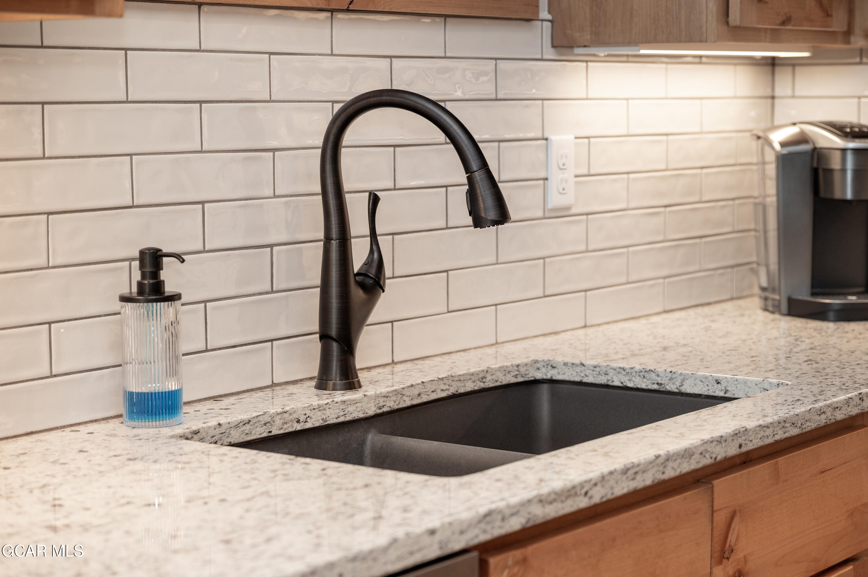 16 Springview Lane Fraser, CO 80442 - Photo 10 of 36 Kitchen sink