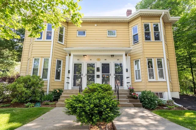 $742,500 | 91 Fayette Street, Unit 1, Watertown, MA 02472