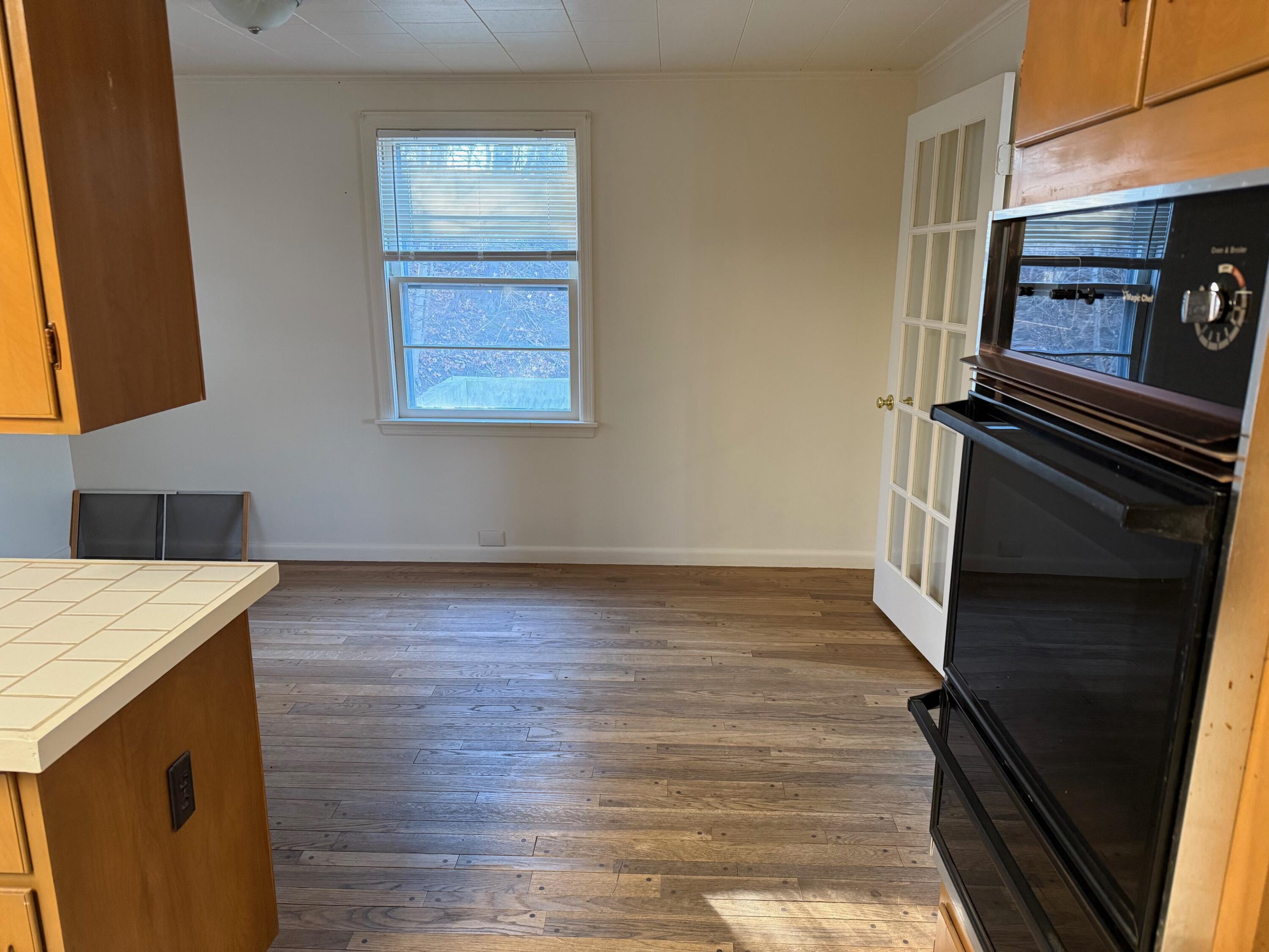 456 Water Street Ellsworth, ME 04605 - Photo 15 of 21 IMG_2328