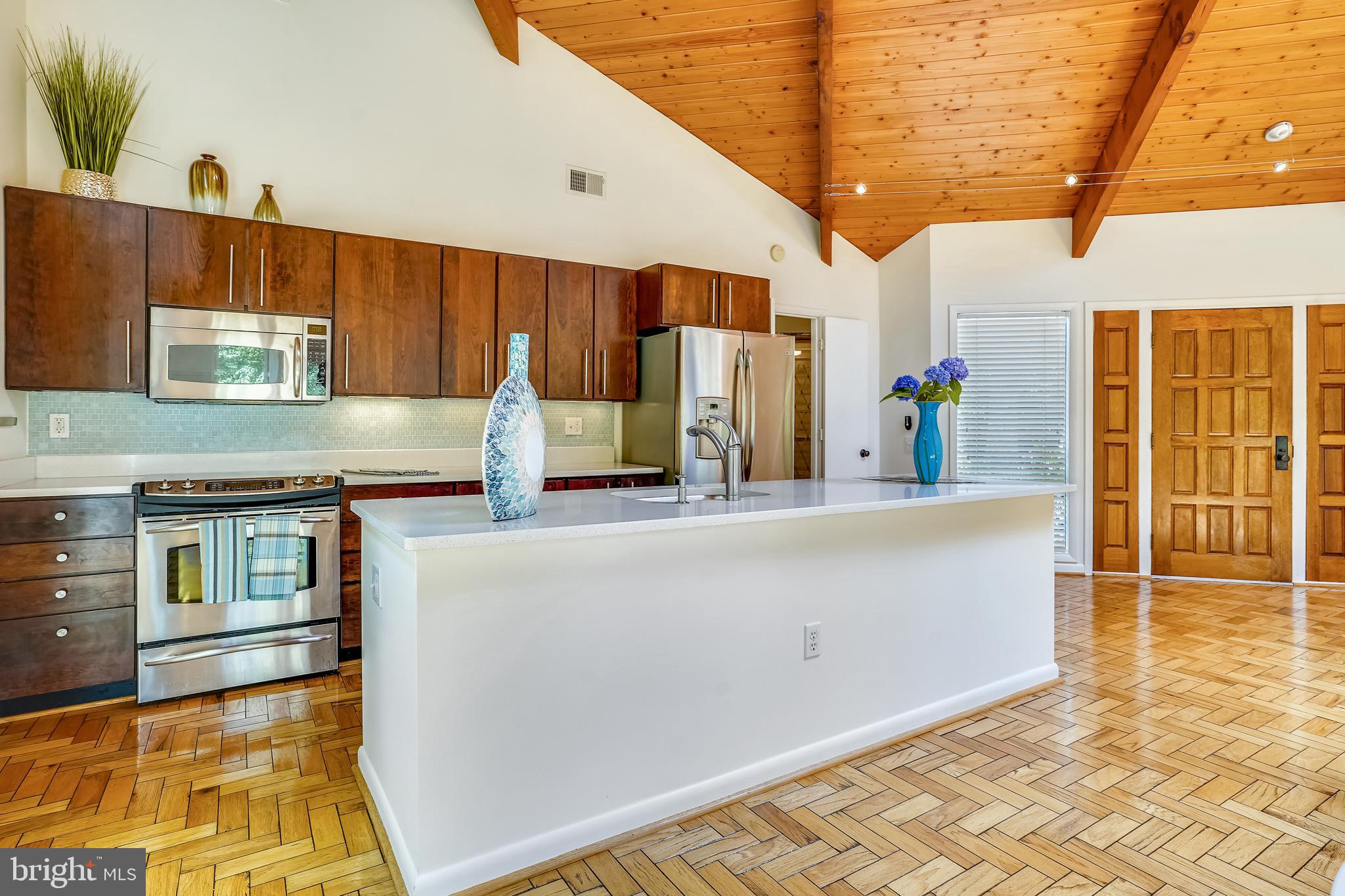 11306 Fairway Drive Reston, VA 20190 - Photo 20 of 74 Main Level