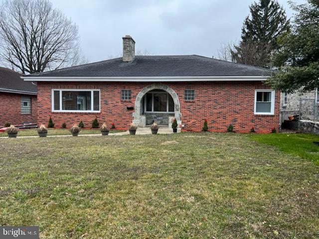 1009 Quentin Road Lebanon, PA 17042 - Photo 4 of 47 Gallery Image 4