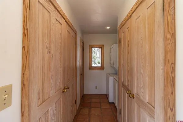 $769,500 | 30 County Road 3490, Flora Vista, NM 87415