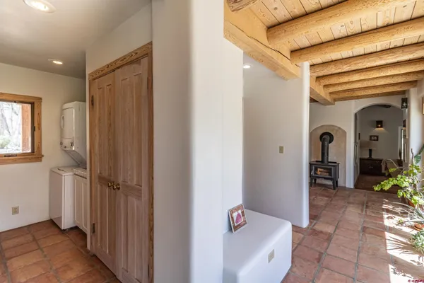 $769,500 | 30 County Road 3490, Flora Vista, NM 87415