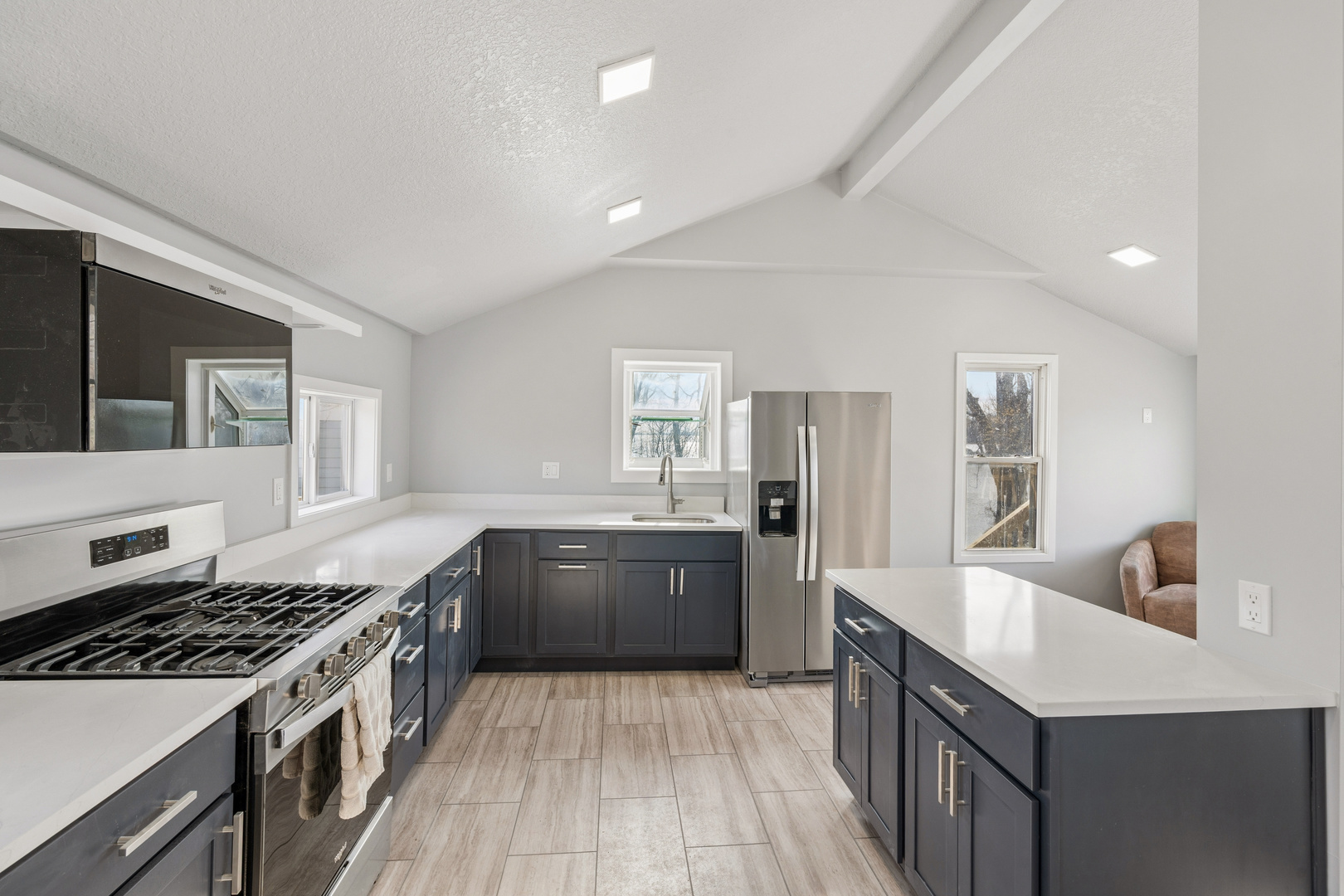 3664 Dismore Road Muscatine, IA 52761 - Photo 14 of 36