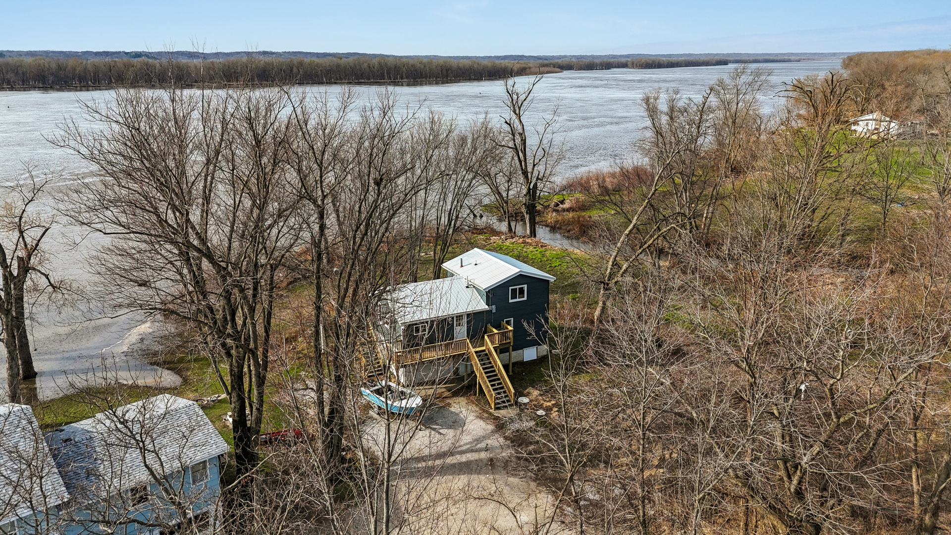 3664 Dismore Road Muscatine, IA 52761 - Photo 28 of 36