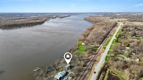 $350,000 | 3664 Dismore Road, Muscatine, IA 52761