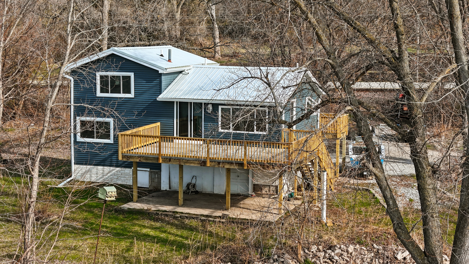 3664 Dismore Road Muscatine, IA 52761 - Photo 6 of 36