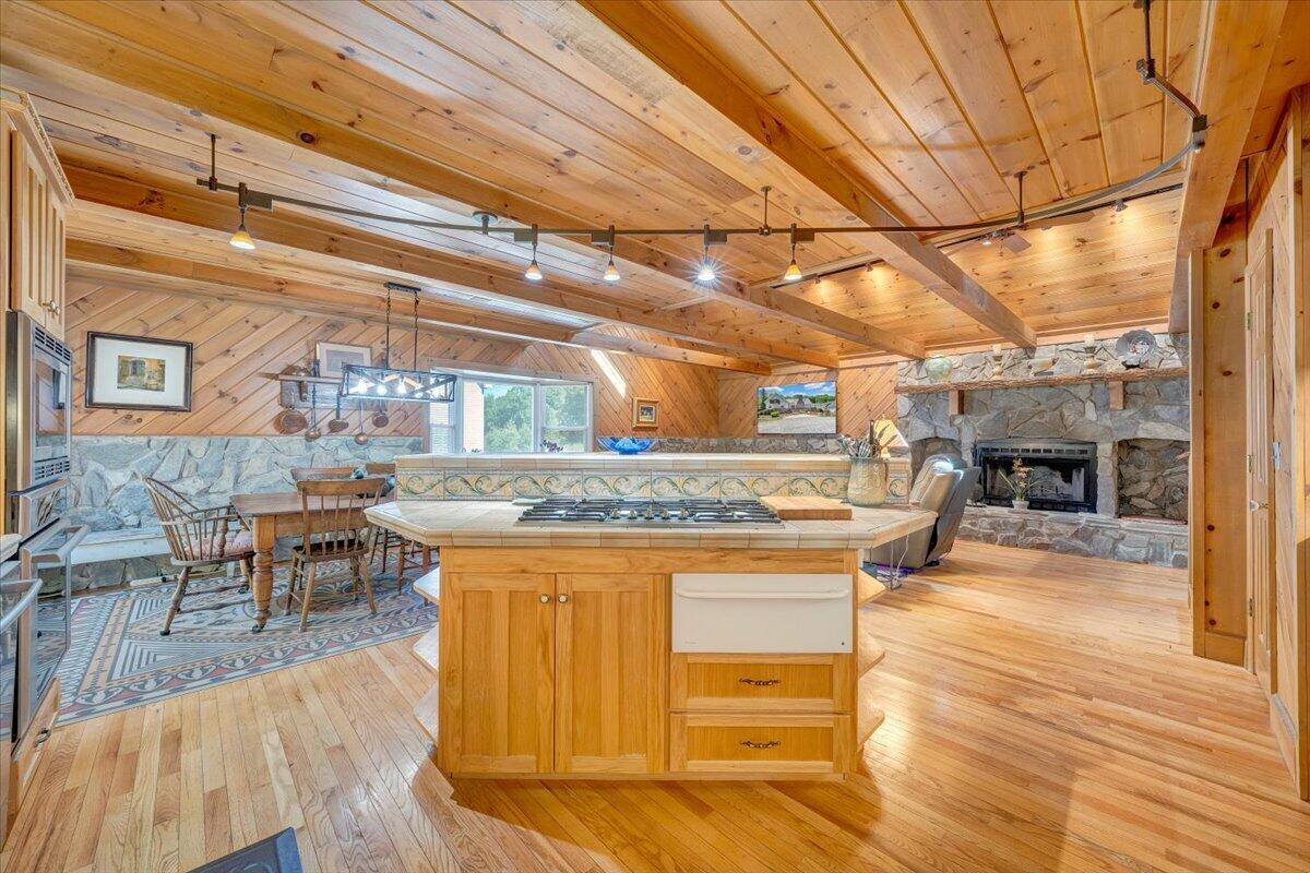 674 Old Furnace Road Southwest Floyd, VA 24091 - Photo 13 of 103 014-MIB06483