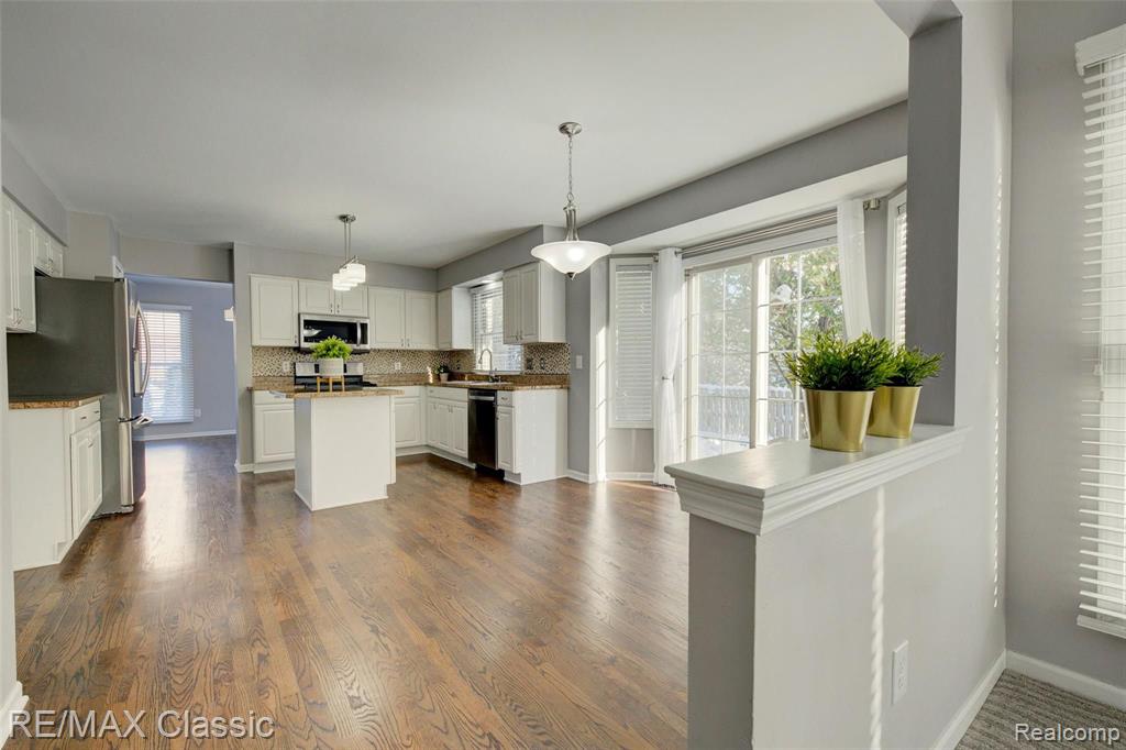 1014 Pointe Pl Boulevard Rochester, MI 48307 - Photo 38 of 80