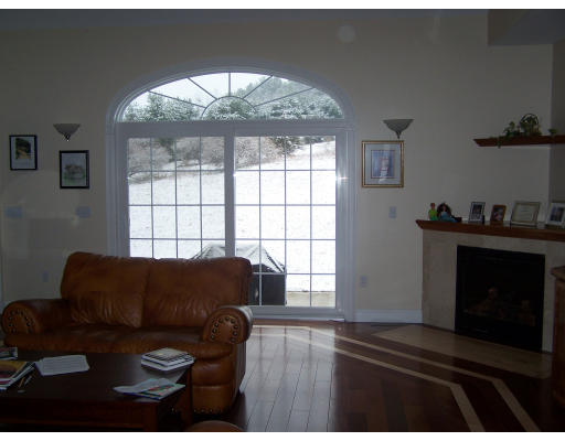43 Summerfield Road Amherst, MA 01002 - Photo 4 of 11 Gallery Image 4