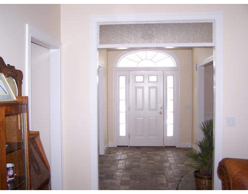 43 Summerfield Road Amherst, MA 01002 - Photo 8 of 11 Gallery Image 8