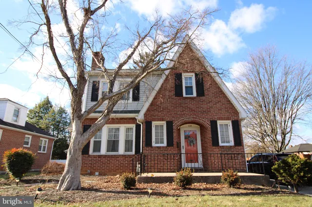 $279,900 | 118 North Rockburn Street, York, PA 17402