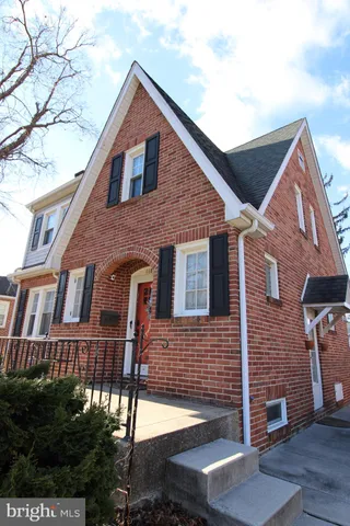 $279,900 | 118 North Rockburn Street, York, PA 17402