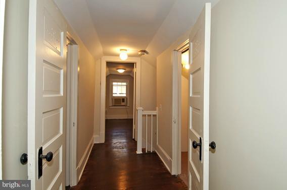 9406 North Laurel Road Laurel, MD 20723 - Photo 19 of 23 Interior (General)